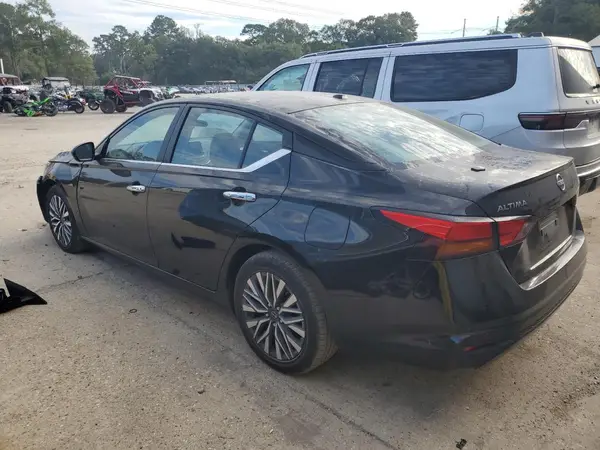 1N4BL4DV7SN315290 2025 NISSAN ALTIMA - Image 2