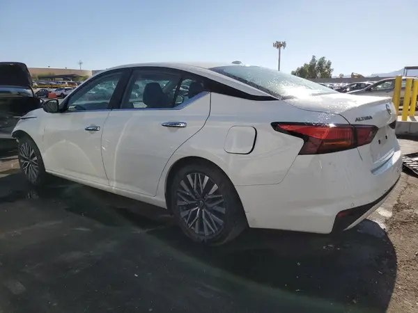 1N4BL4DV7SN332526 2025 NISSAN ALTIMA - Image 2