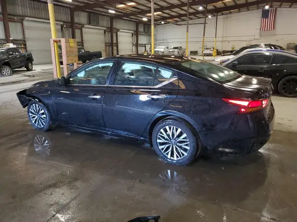 1N4BL4DV7SN350346 2025 NISSAN ALTIMA - Image 2