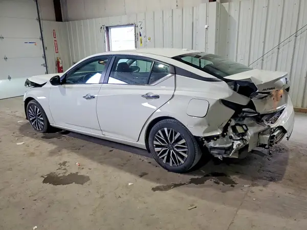 1N4BL4DV7SN353036 2025 NISSAN ALTIMA - Image 2