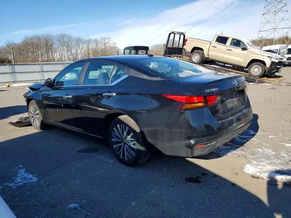 1N4BL4DV7SN360522 2025 NISSAN ALTIMA - Image 2