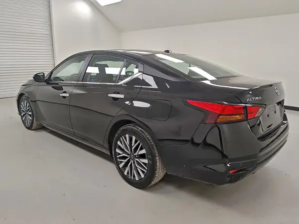 1N4BL4DV7SN361475 2025 NISSAN ALTIMA - Image 2