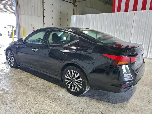 1N4BL4DV7SN361511 2025 NISSAN ALTIMA - Image 2