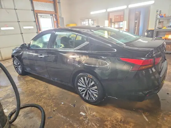 1N4BL4DV7SN370841 2025 NISSAN ALTIMA - Image 2