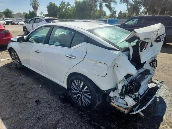 1N4BL4DV7SN377479 2025 NISSAN ALTIMA - Image 2