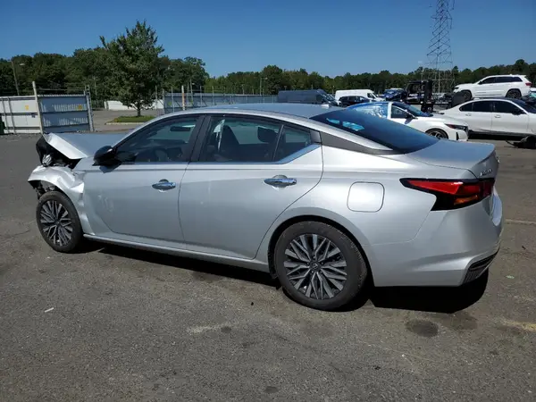 1N4BL4DV7SN378955 2025 NISSAN ALTIMA - Image 2
