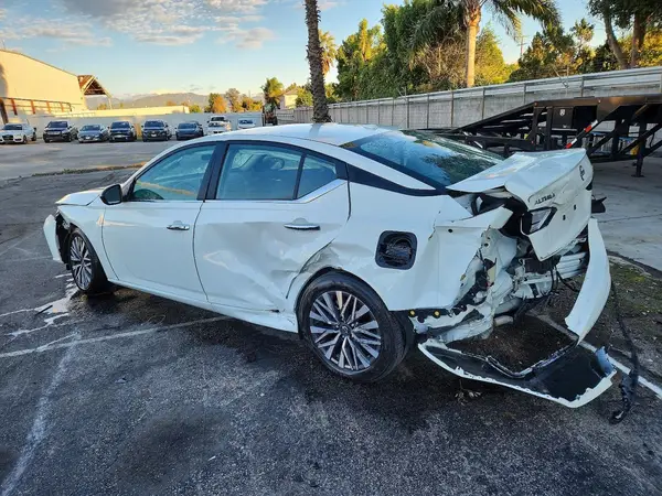 1N4BL4DV7SN379491 2025 NISSAN ALTIMA - Image 2