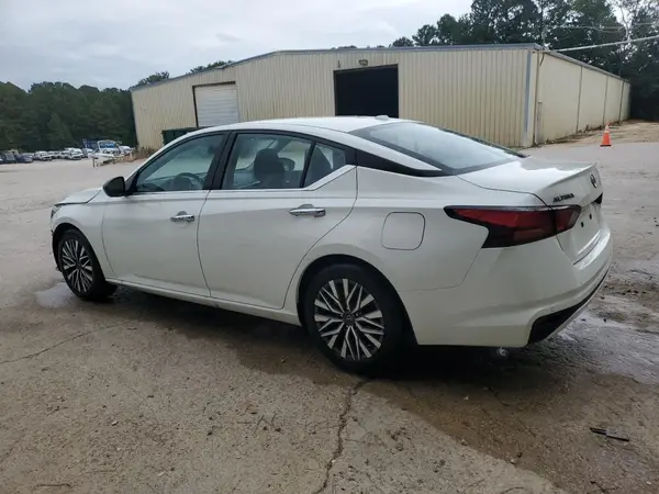 1N4BL4DV7SN383931 2025 NISSAN ALTIMA - Image 2