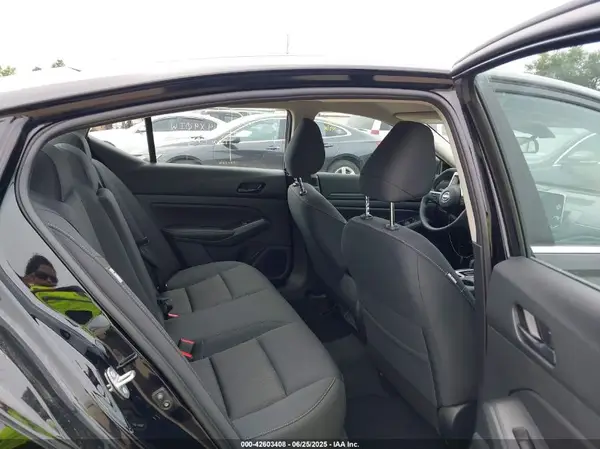 1N4BL4DV7SN398042 2025 NISSAN ALTIMA - Image 8
