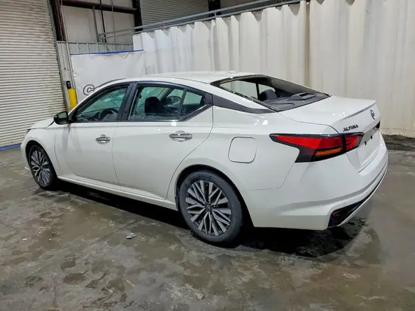 1N4BL4DV7SN399191 2025 NISSAN ALTIMA - Image 2