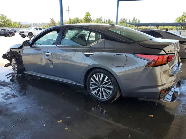 1N4BL4DV7SN404941 2025 NISSAN ALTIMA - Image 2