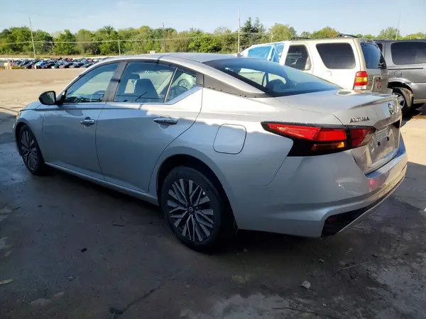 1N4BL4DV7SN409931 2025 NISSAN ALTIMA - Image 2