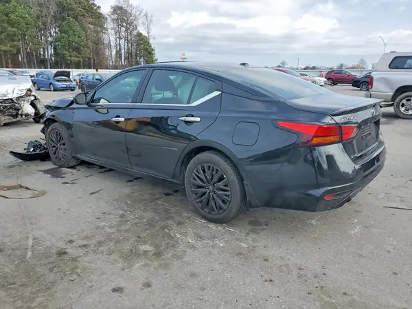 1N4BL4DV7SN411324 2025 NISSAN ALTIMA - Image 2