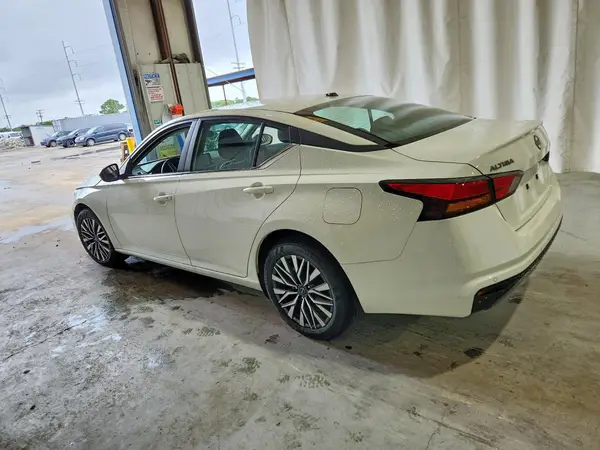1N4BL4DV7TN308101 2026 NISSAN ALTIMA - Image 2