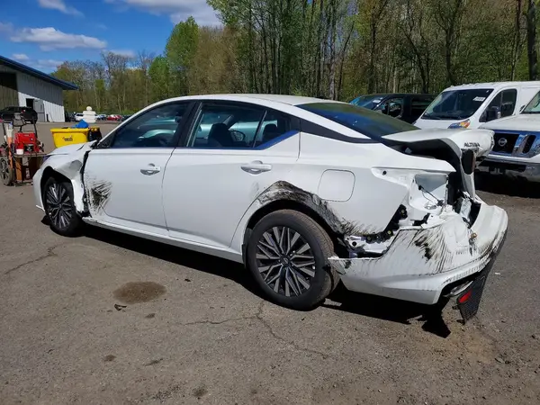 1N4BL4DV7TN316277 2026 NISSAN ALTIMA - Image 2