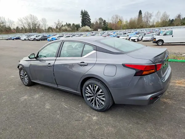 1N4BL4DV7TN317798 2026 NISSAN ALTIMA - Image 2