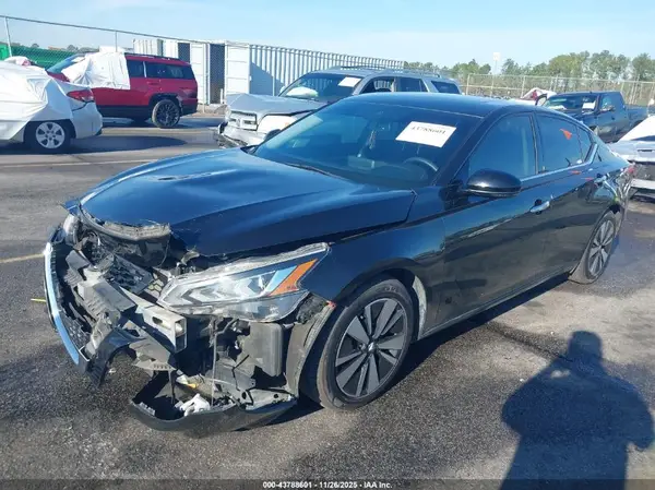 1N4BL4DV8KC107608 2019 NISSAN ALTIMA - Image 2