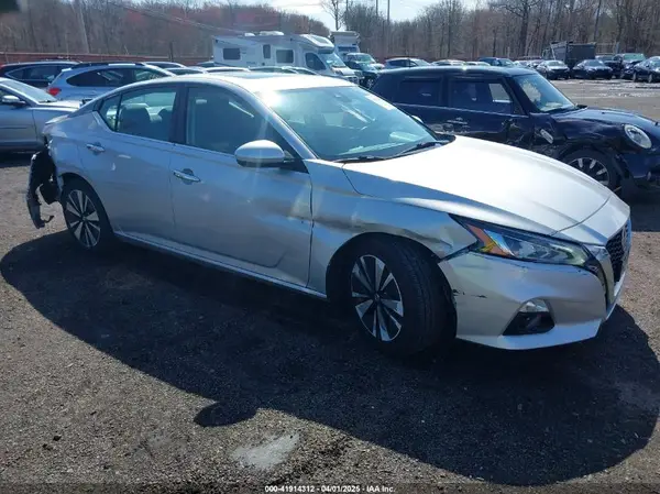 1N4BL4DV8KC124439 2019 NISSAN ALTIMA - Image 1