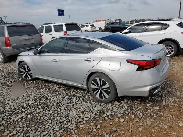 1N4BL4DV8KC135070 2019 NISSAN ALTIMA - Image 2
