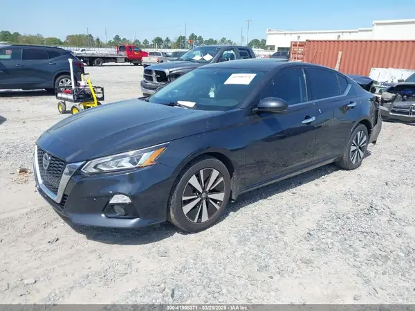1N4BL4DV8KC142049 2019 NISSAN ALTIMA - Image 2