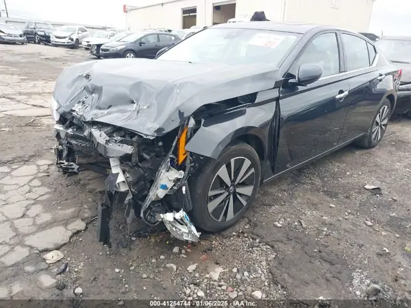 1N4BL4DV8KC210530 2019 NISSAN ALTIMA - Image 2