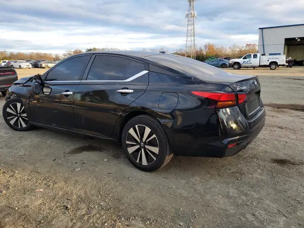 1N4BL4DV8MN304835 2021 NISSAN ALTIMA - Image 2