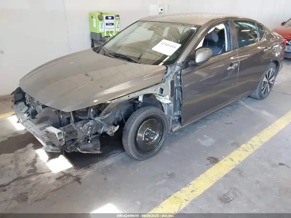1N4BL4DV8MN306651 2021 NISSAN ALTIMA - Image 2