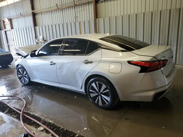 1N4BL4DV8MN316208 2021 NISSAN ALTIMA - Image 2