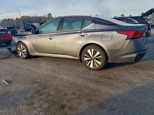 1N4BL4DV8MN324289 2021 NISSAN ALTIMA - Image 2