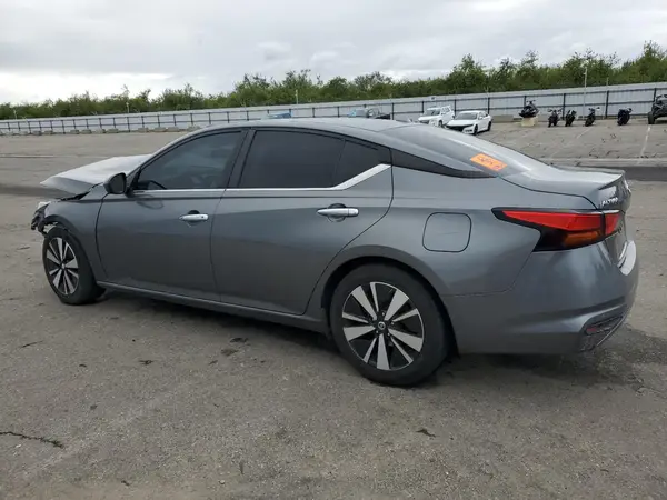 1N4BL4DV8MN332716 2021 NISSAN ALTIMA - Image 2