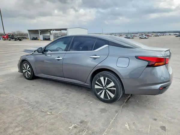 1N4BL4DV8MN341643 2021 NISSAN ALTIMA - Image 2