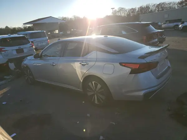 1N4BL4DV8MN342243 2021 NISSAN ALTIMA - Image 2