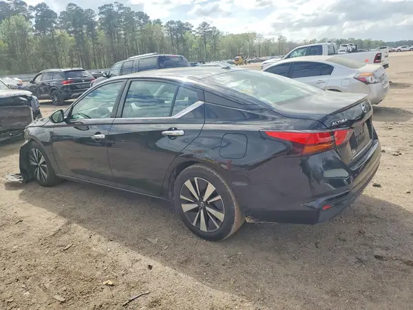 1N4BL4DV8MN369653 2021 NISSAN ALTIMA - Image 2