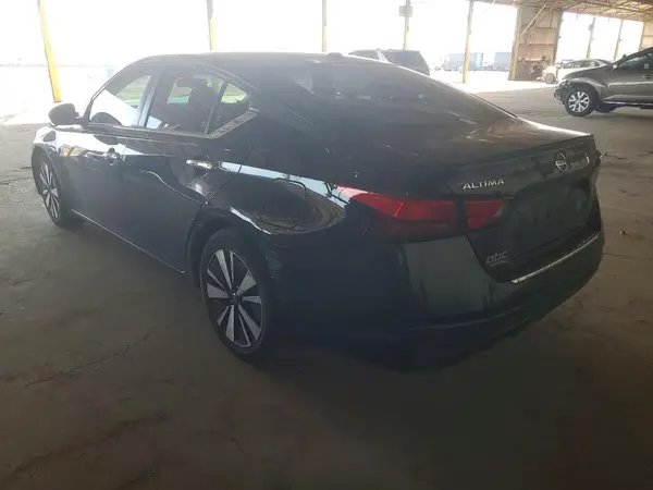 1N4BL4DV8MN385738 2021 NISSAN ALTIMA - Image 2