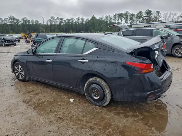 1N4BL4DV8MN394584 2021 NISSAN ALTIMA - Image 2
