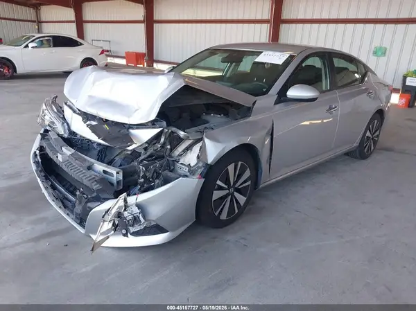 1N4BL4DV8MN409276 2021 NISSAN ALTIMA - Image 2