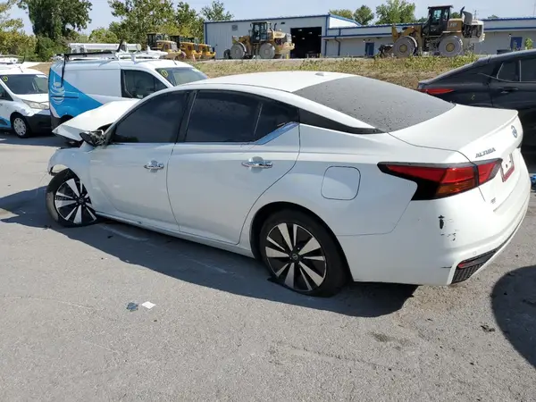 1N4BL4DV8NN301886 2022 NISSAN ALTIMA - Image 2