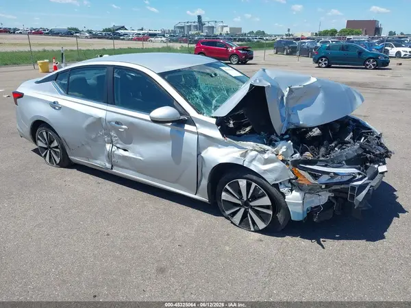 1N4BL4DV8NN314265 2022 NISSAN ALTIMA - Image 1