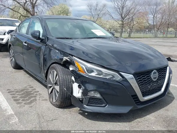 1N4BL4DV8NN318591 2022 NISSAN ALTIMA - Image 1