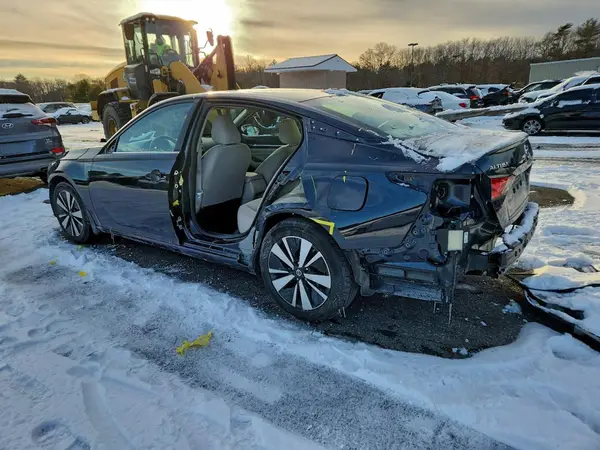 1N4BL4DV8NN348450 2022 NISSAN ALTIMA - Image 2