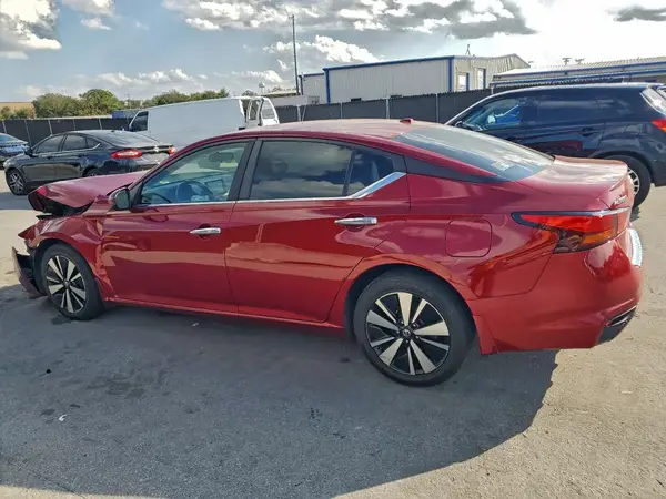 1N4BL4DV8NN349579 2022 NISSAN ALTIMA - Image 2