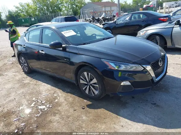 1N4BL4DV8NN353034 2022 NISSAN ALTIMA - Image 1