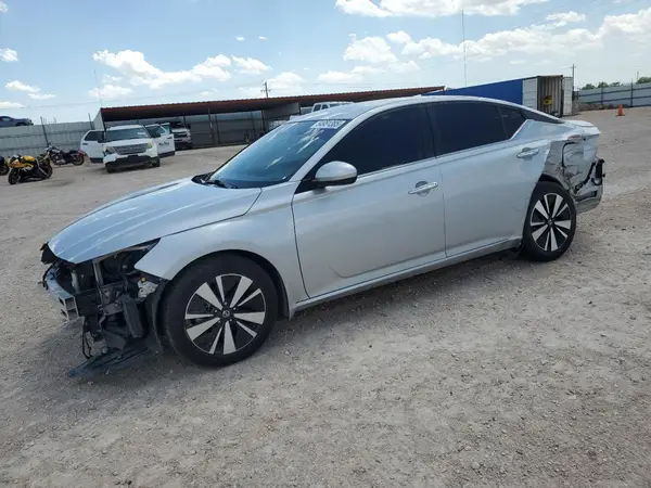 1N4BL4DV8NN354734 2022 NISSAN ALTIMA - Image 1