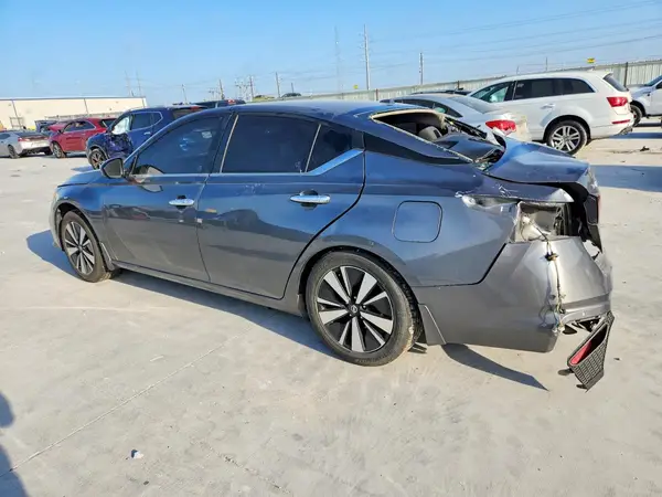 1N4BL4DV8NN359657 2022 NISSAN ALTIMA - Image 2