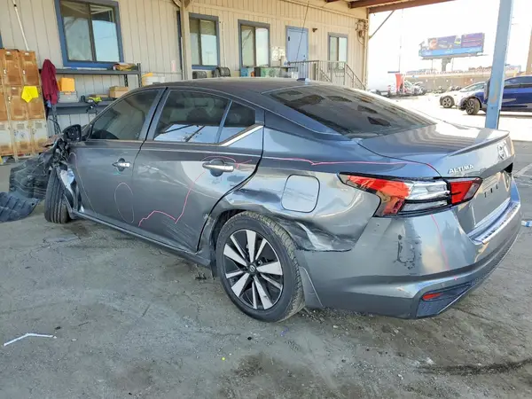 1N4BL4DV8NN374076 2022 NISSAN ALTIMA - Image 2