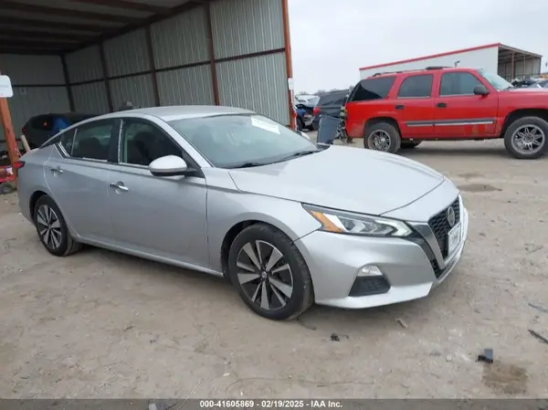 1N4BL4DV8NN384221 2022 NISSAN ALTIMA - Image 1