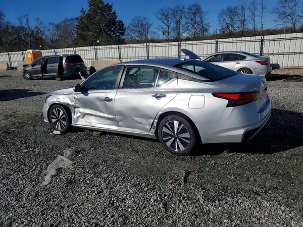 1N4BL4DV8NN388012 2022 NISSAN ALTIMA - Image 2