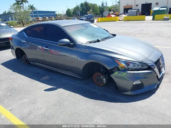 1N4BL4DV8NN388866 2022 NISSAN ALTIMA - Image 1