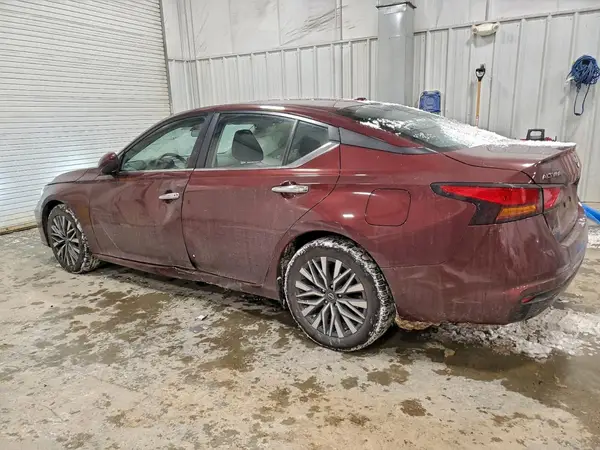 1N4BL4DV8PN307299 2023 NISSAN ALTIMA - Image 2