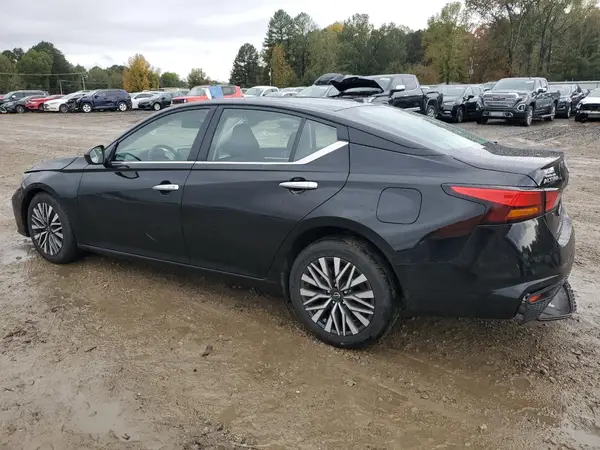 1N4BL4DV8PN315497 2023 NISSAN ALTIMA - Image 2